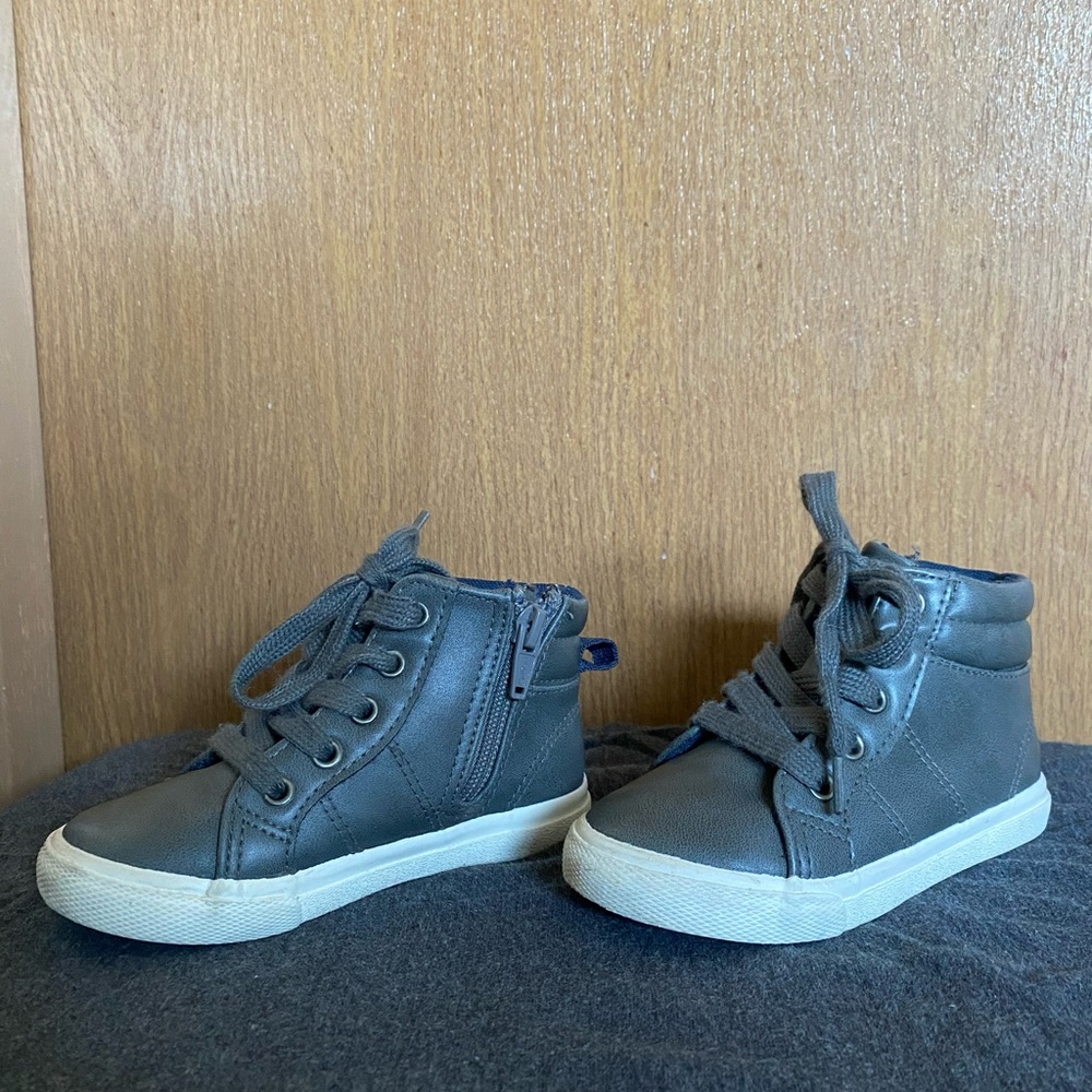 Kids High-Top Sneakers - Gray